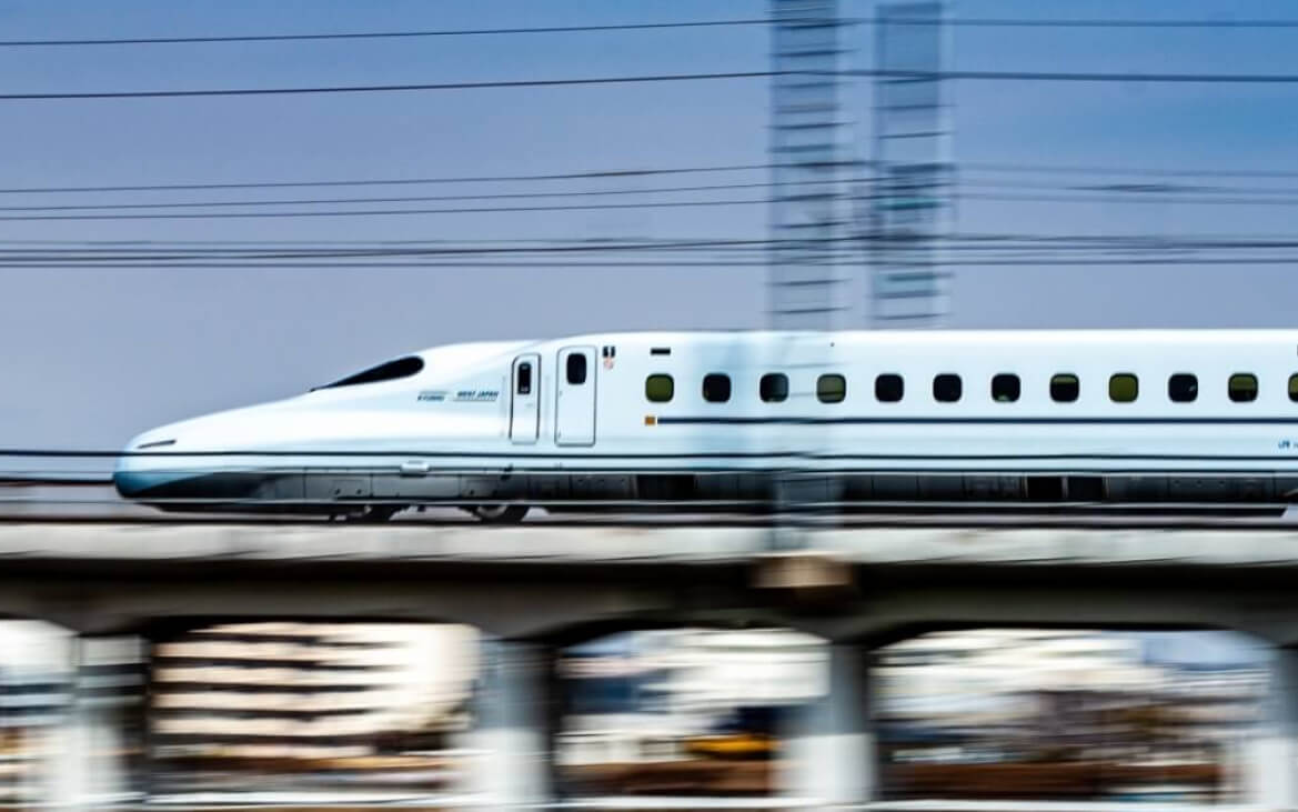 Mecha-Tokの新幹線